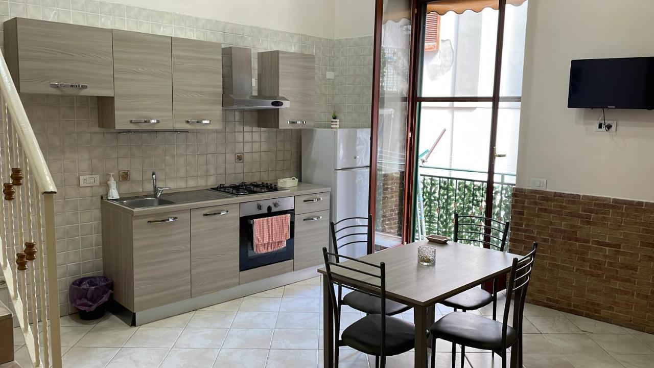 Casa Emilia Leilighet Napoli Eksteriør bilde